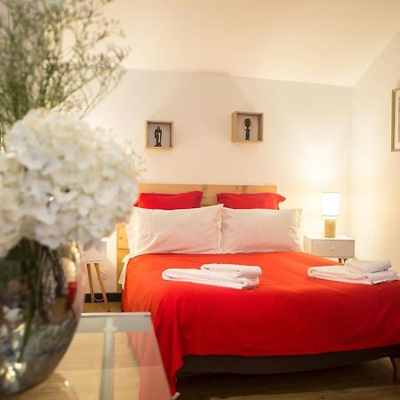 Maison Maupas Chambre Rouge Bellesserre Exterior photo